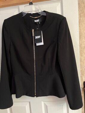 DKNY blazer/jacket NWT size 8
